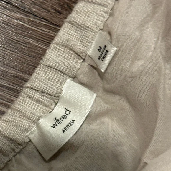 Aritzia Tiered linen maxi skirt - Picture 2 of 2